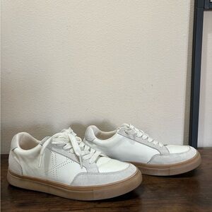 Men’s white Express sneakers
